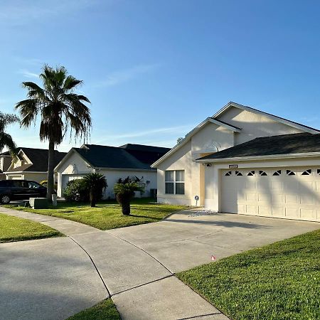 Private Pool With A Beautiful View Overlooking The Lake! Near Disney - Universal Kissimmee Dış mekan fotoğraf
