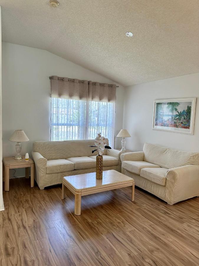 Private Pool With A Beautiful View Overlooking The Lake! Near Disney - Universal Kissimmee Dış mekan fotoğraf